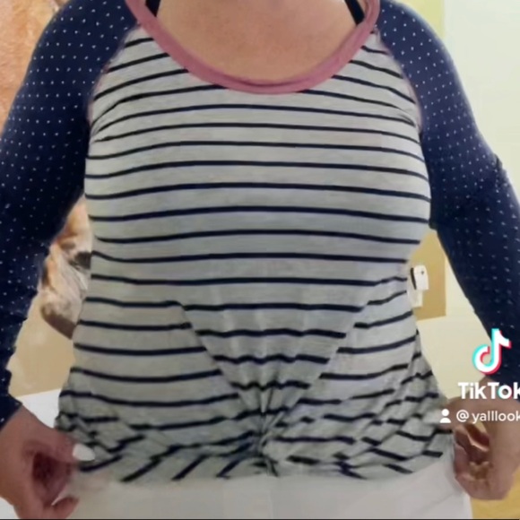 Self esteem size large long sleeve shirt - Picture 5 of 5